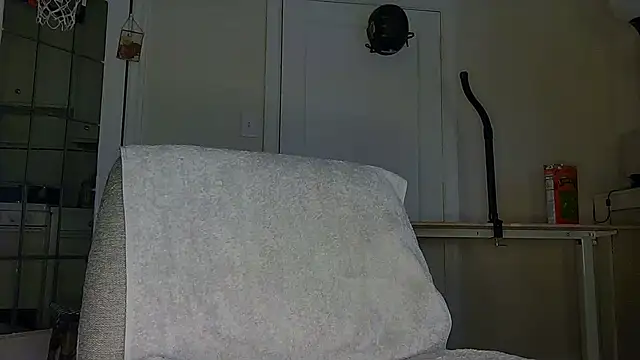 Snapshot of Letgeti chatting on November 9, 2025, 9:02 am Letgeti online show from November 9, 2025, 9:02 am