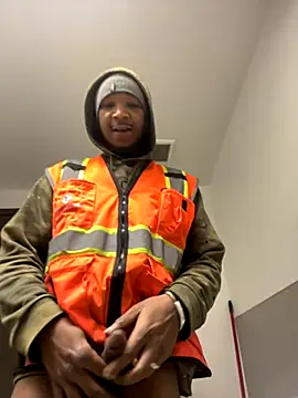 Snapshot of Letgeti chatting on November 24, 2025, 5:02 pm Letgeti online show from November 24, 2025, 5:02 pm