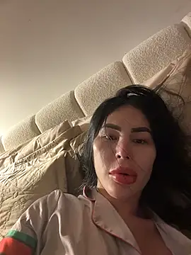 nelumbonucifera online show from November 12, 2025, 4:16 am