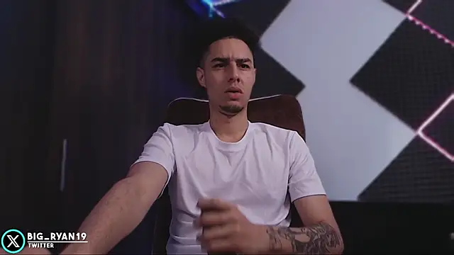 bigryann23 online show from February 17, 2026, 2:47 pm